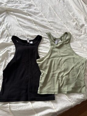 Ribbed Racerback Crop Tank Tops - Black & Sage